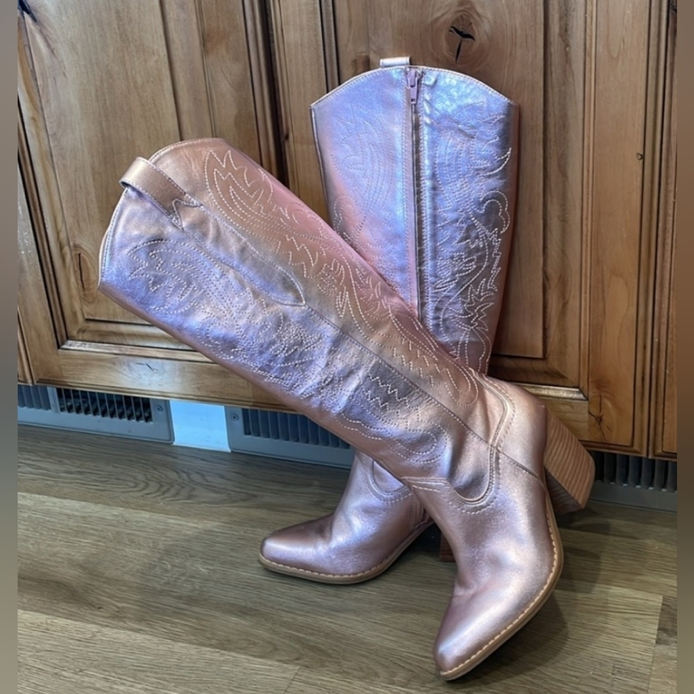Gianni Binni Metallic Pink Cowboy Boots